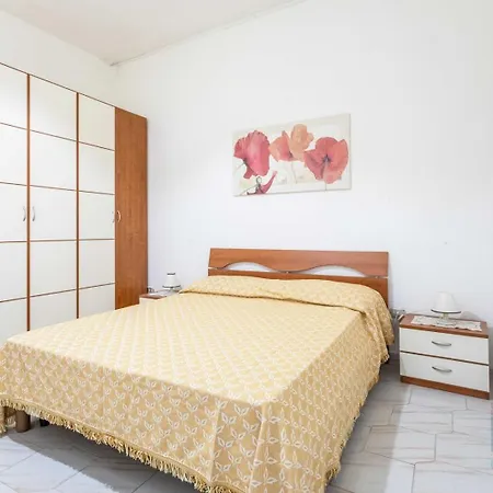 Casa Enrica Fronte Mare Puglia On Line Apartment